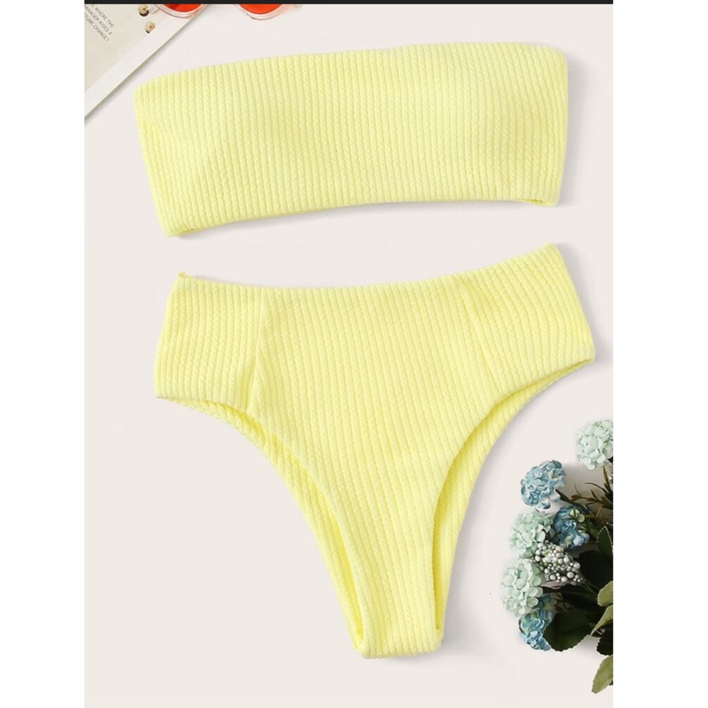 Bandeau bikini